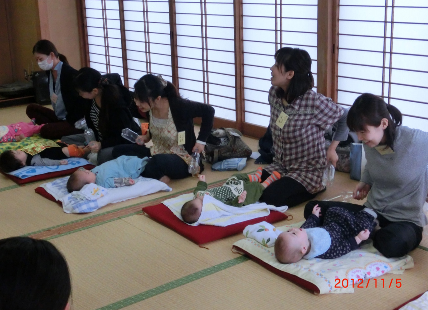 島名交流センター講座「初めての赤ちゃん ママとふれあいタイム」